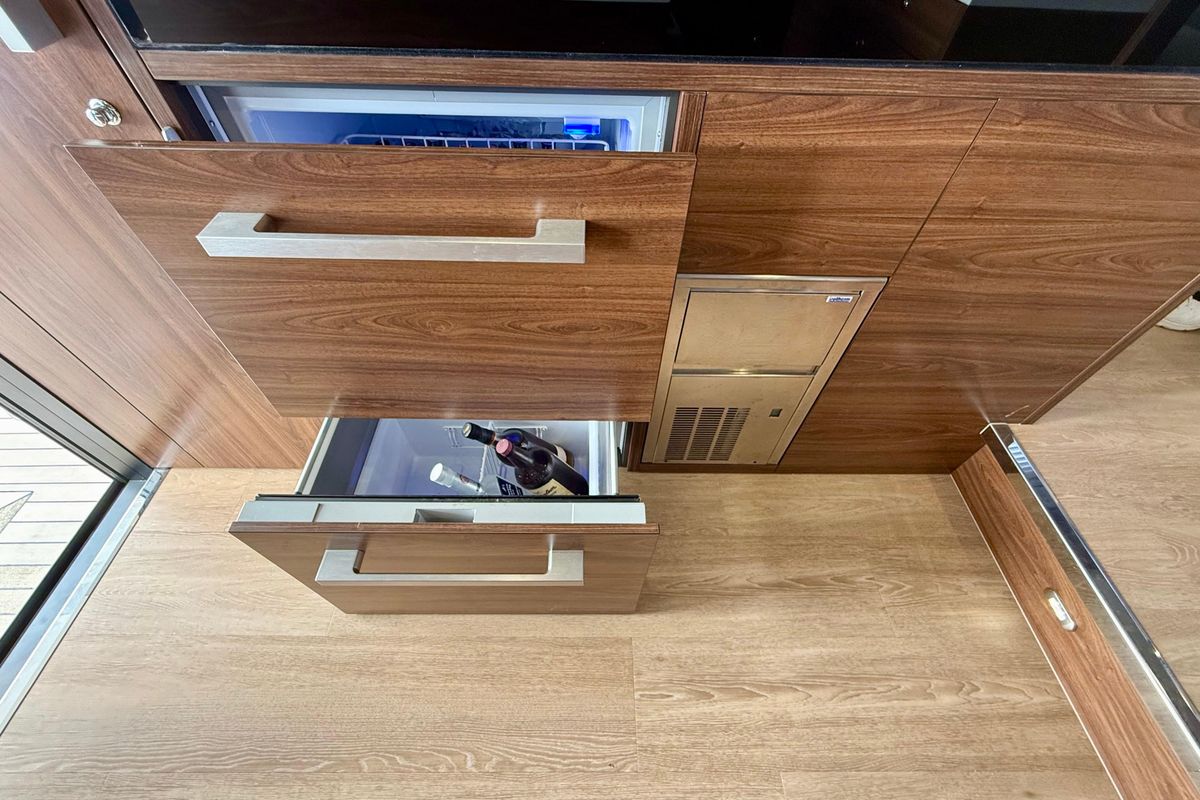 2023 Maritimo 60 