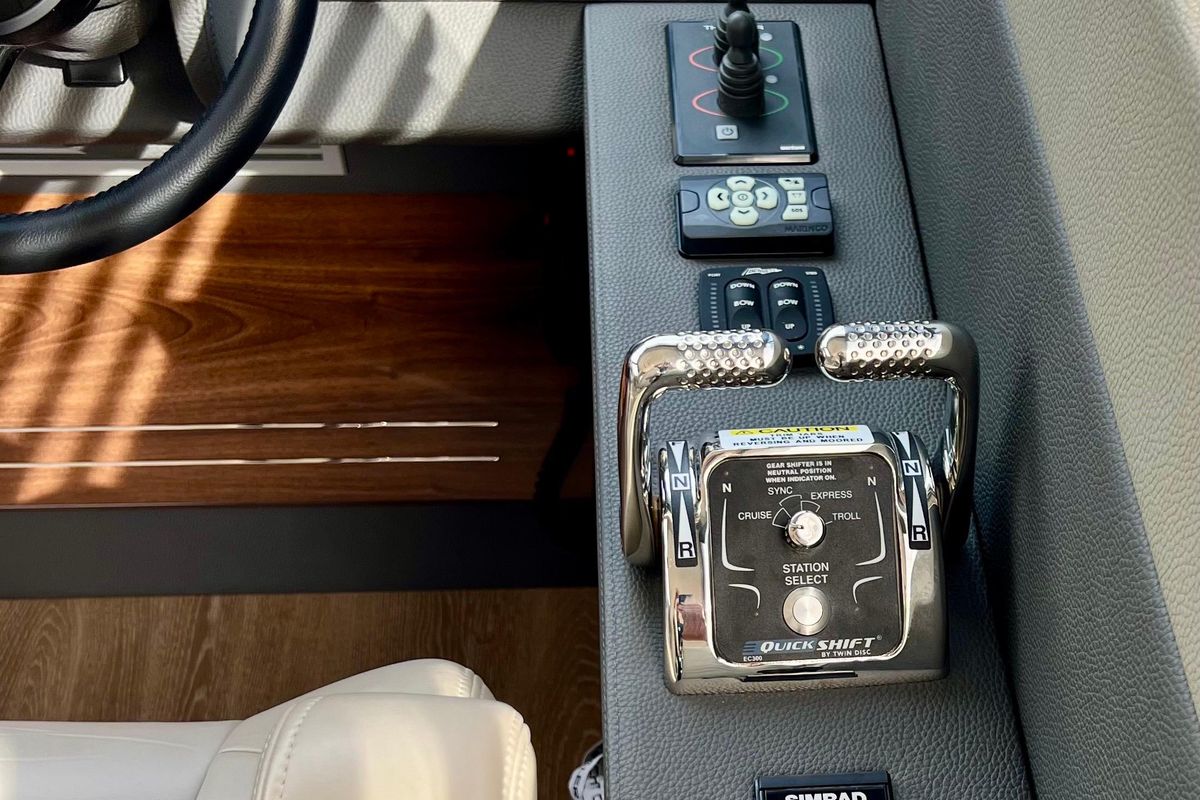 2023 Maritimo 60 