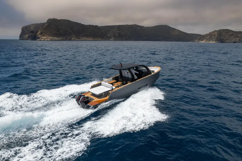 Max43 Race Yacht Photos Pics 