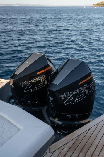Maxim Yachts | Max43 Race Yacht Photos Pics Maxim Yachts 43 (2025) with dual Racing 450 engines on open water.