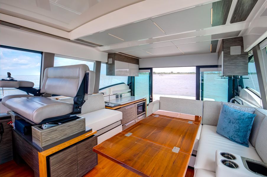 2019 Tiara Yachts C49 Coupe
