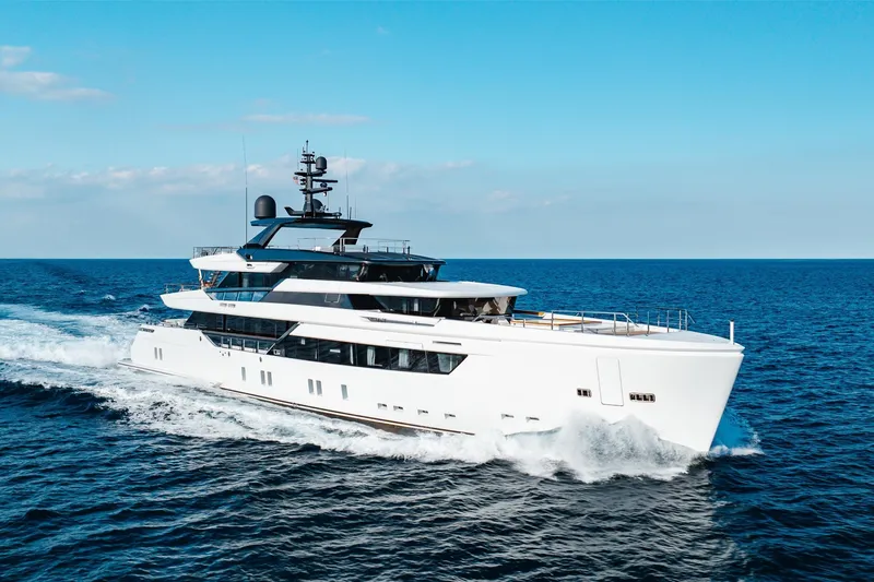 Neverland II Yacht Photos Pics Luxury Sanlorenzo 44 Alloy yacht cruising on open sea, 2020 model.