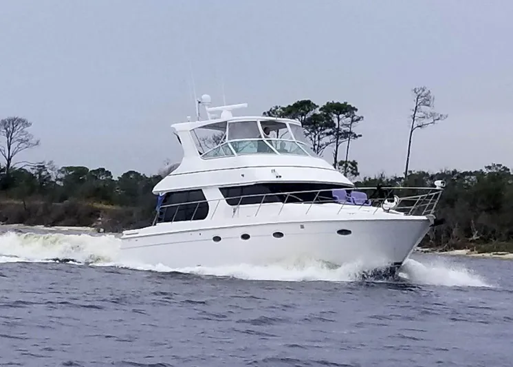  Yacht Photos Pics Starboard side profile