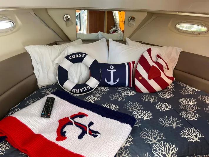 A'wa Yacht Photos Pics Owners Berth