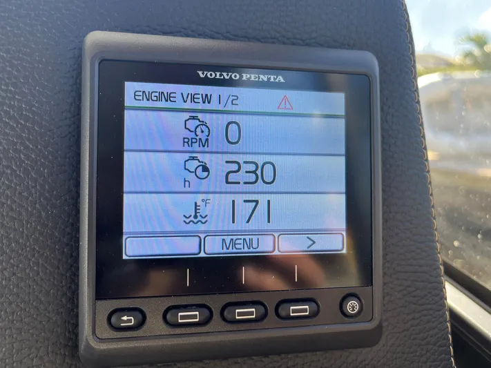 A'wa Yacht Photos Pics 