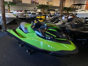 2020 Sea-Doo RXP X-rs 300