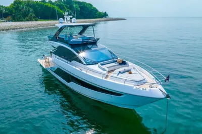 Fairline Squadron 58