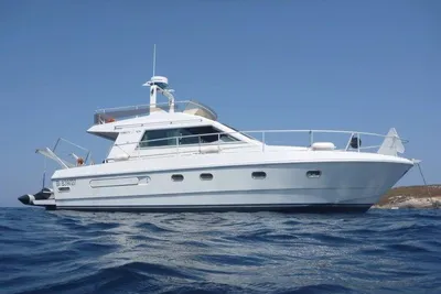 1990 Ferretti Yachts 36 Fly