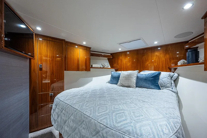 City Hands Yacht Photos Pics 