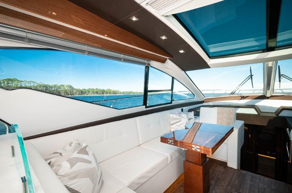 2020 Cruisers Yachts 59 