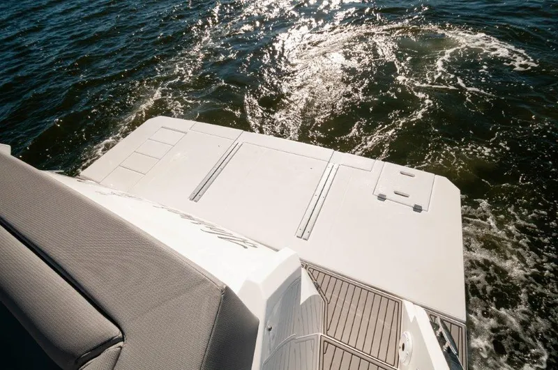 Harper Bell Yacht Photos Pics 2020 Cruisers Yachts- HARPER BELL- Swim Platform