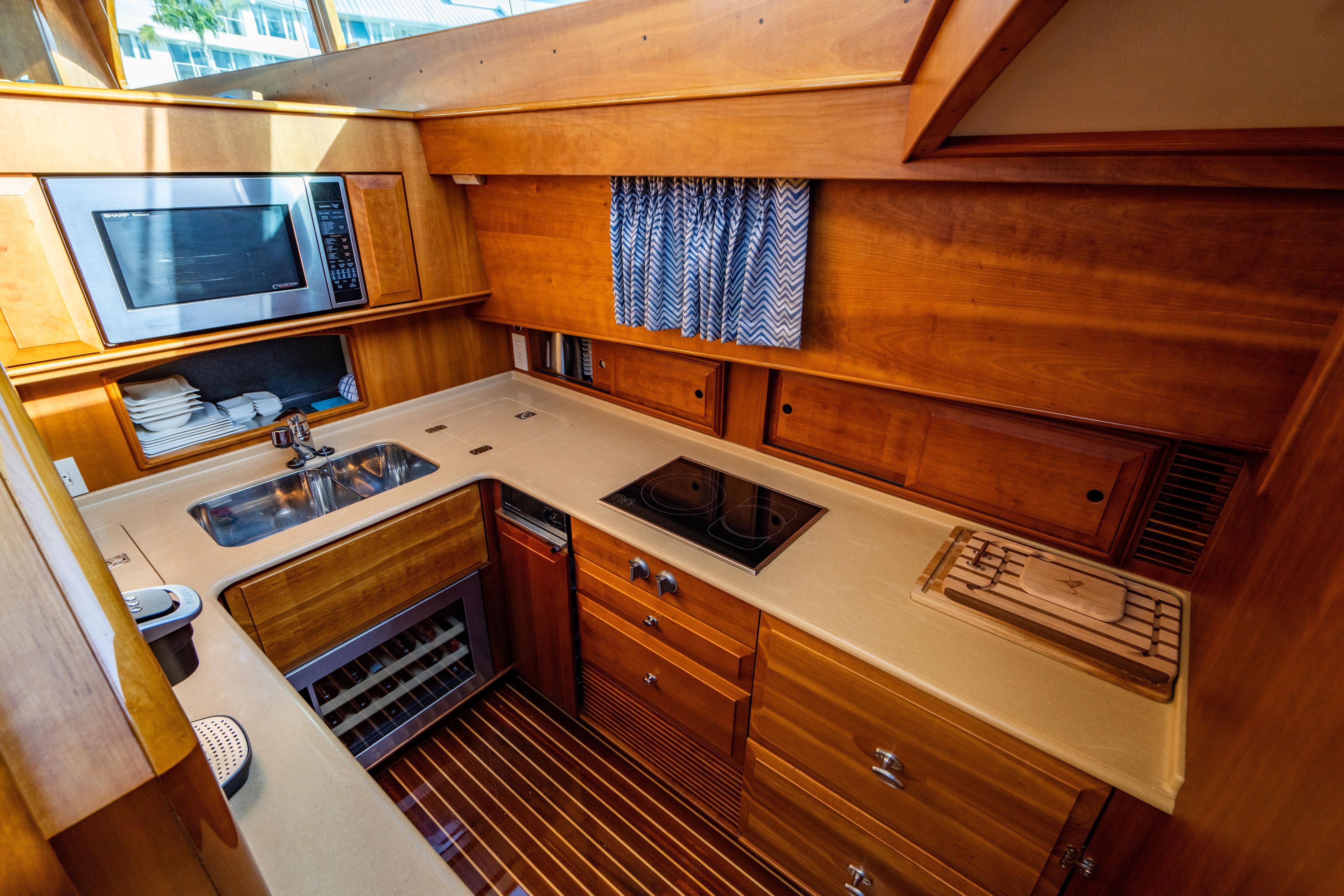 Yacht