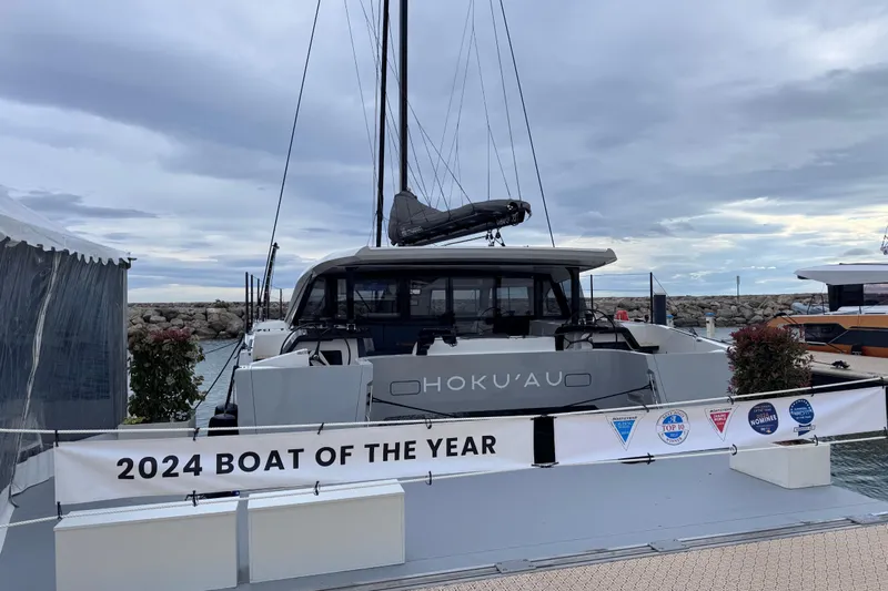 Hoku'au Yacht Photos Pics HH44-06 Boat of the Year 2024 !
