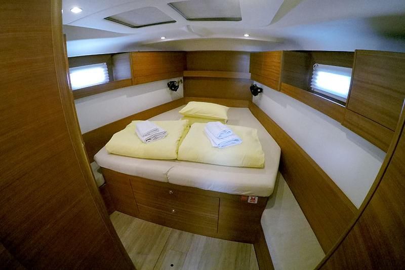 2020 Elan 49 