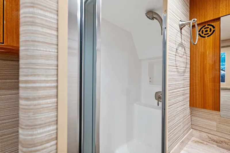 Quality Time Yacht Photos Pics 