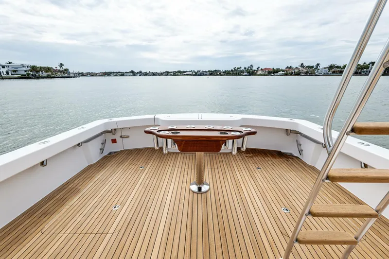 Quality Time Yacht Photos Pics 