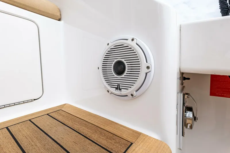 Quality Time Yacht Photos Pics 