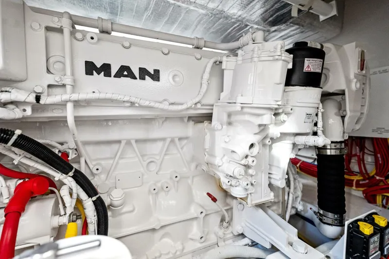 Quality Time Yacht Photos Pics 