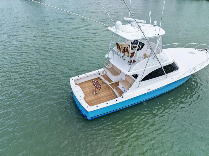 Quality Time Yacht Photos Pics 