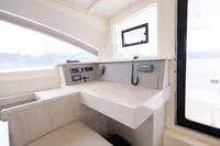 2015 - Leopard 48 - Salon