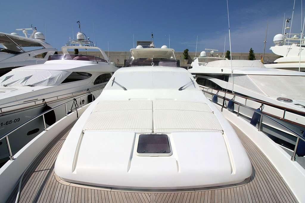 2006 Ferretti Yachts 78 