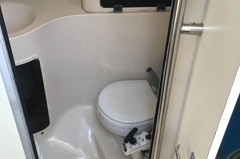 Squall Yacht Photos Pics 