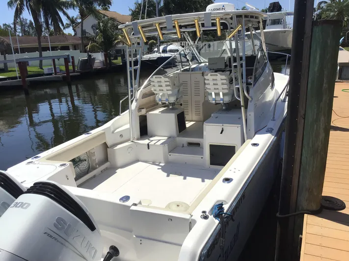 Squall Yacht Photos Pics 