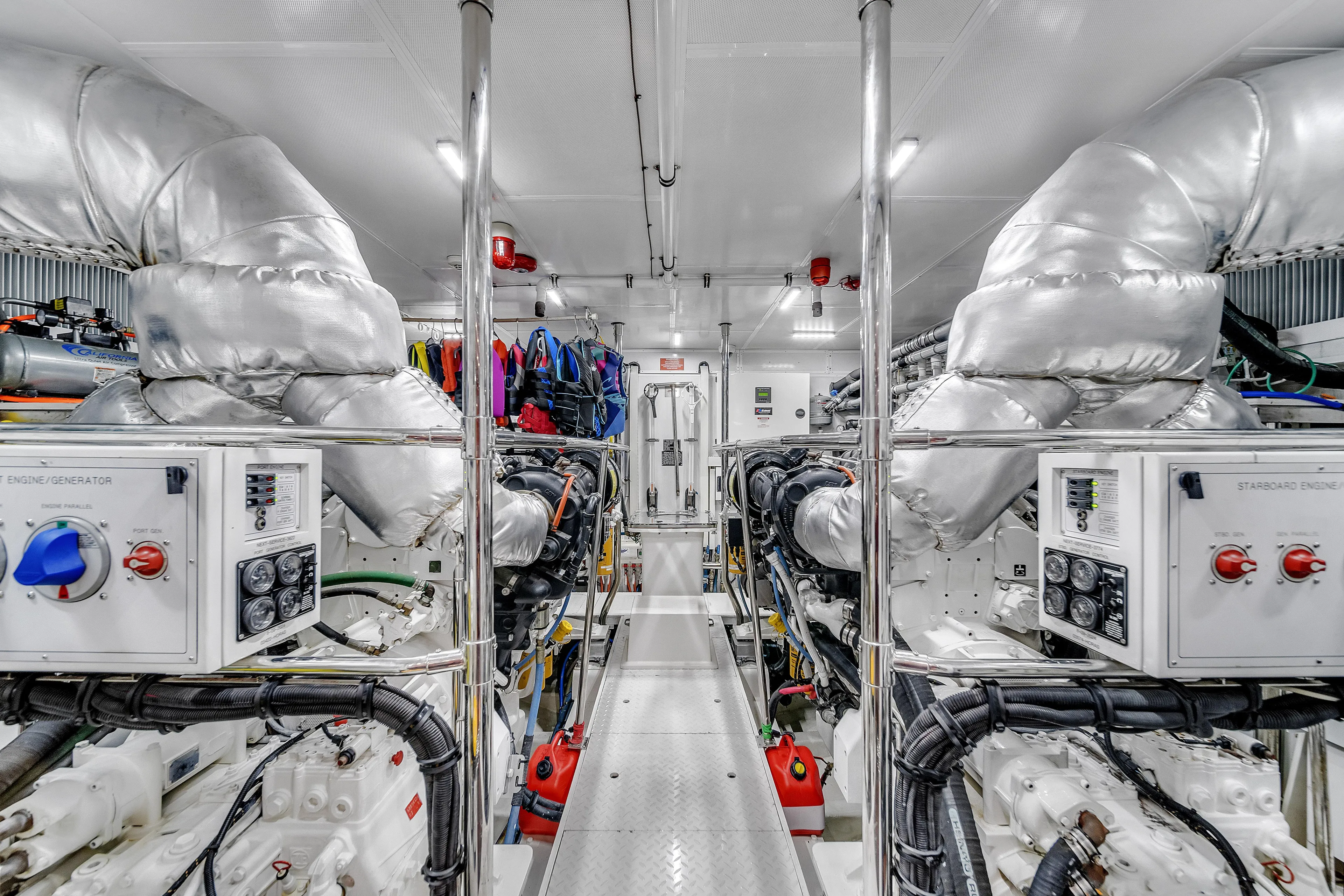  Yacht Photos Pics 101' Hargrave