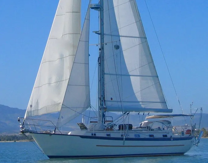 Island Nomad Yacht Photos Pics 