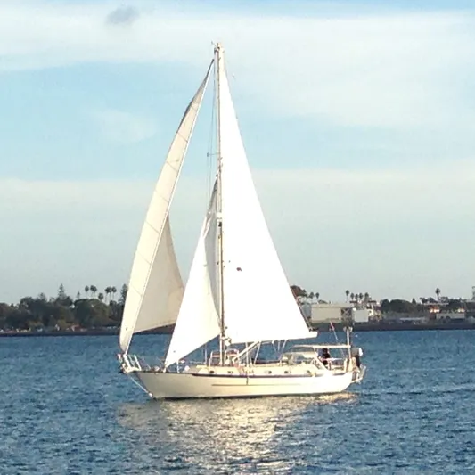 Island Nomad Yacht Photos Pics 
