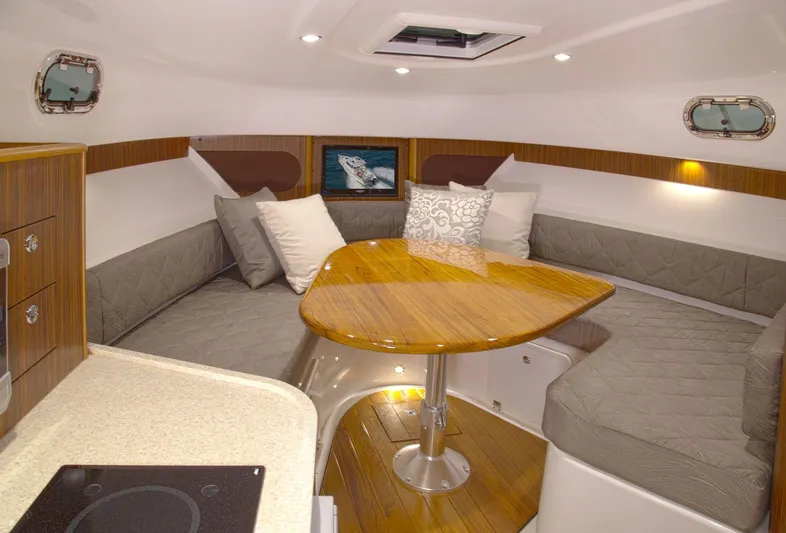  Yacht Photos Pics Manufacturer Provided Image