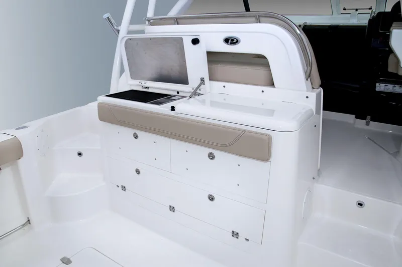  Yacht Photos Pics Manufacturer Provided Image