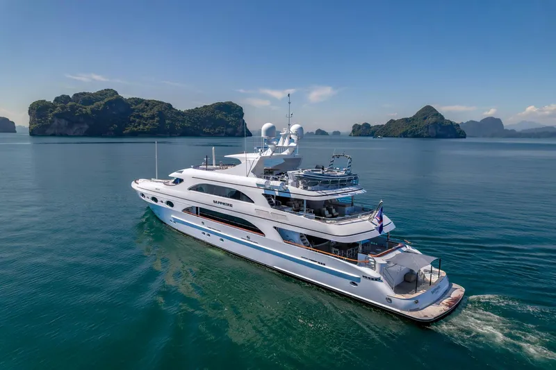 Sapphire Yacht Photos Pics 