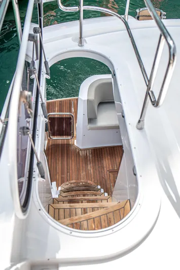 Fat Bob Yacht Photos Pics 