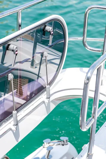 Fat Bob Yacht Photos Pics 