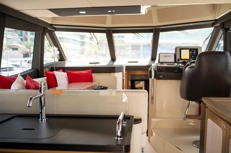 Fat Bob Yacht Photos Pics 