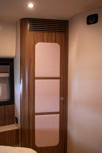 Fat Bob Yacht Photos Pics 