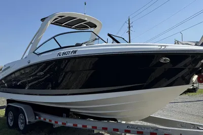 Sea Ray 270 SLX