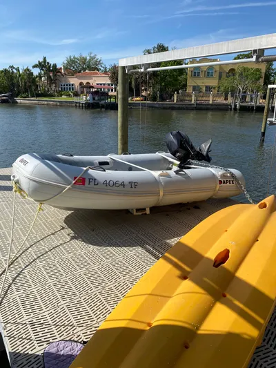 Thunder Yacht Photos Pics 