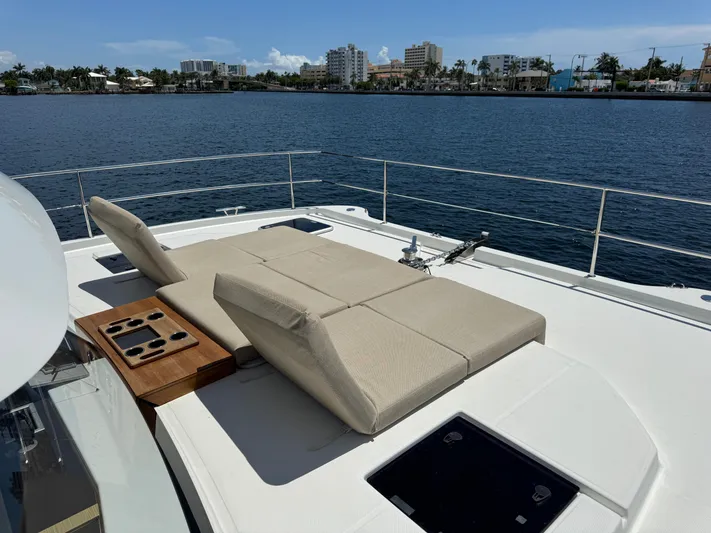 Bebe Yacht Photos Pics 