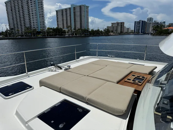 Bebe Yacht Photos Pics 