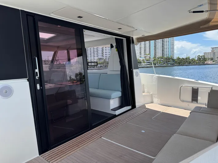 Bebe Yacht Photos Pics 