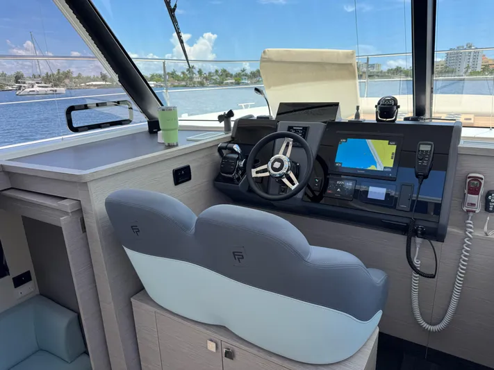 Bebe Yacht Photos Pics 