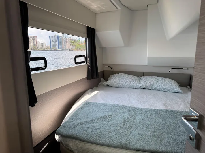 Bebe Yacht Photos Pics 