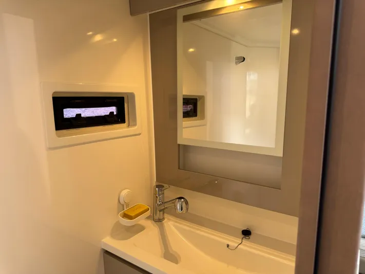 Bebe Yacht Photos Pics 