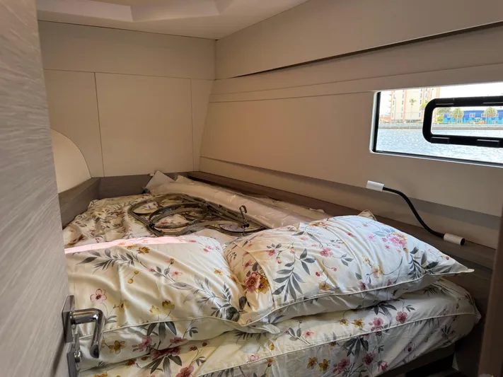 Bebe Yacht Photos Pics 