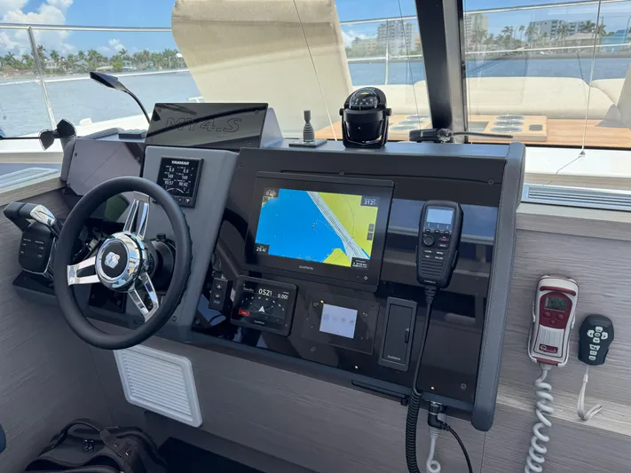 Bebe Yacht Photos Pics 