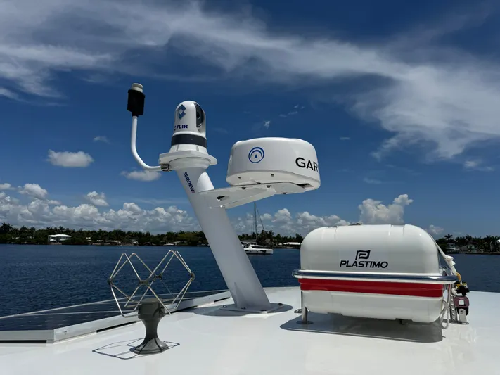 Bebe Yacht Photos Pics 