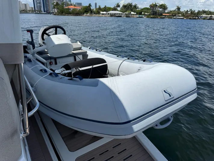 Bebe Yacht Photos Pics 