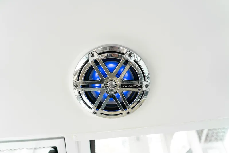  Yacht Photos Pics JL Audio speaker with blue LED on 2016 Formula 45 Yacht.